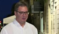 Vučić iz Pariza o protestima u Beogradu: "Pale su maske, huligani se tuku međusobno"