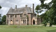 Cena će vas iznenaditi: Dvorac u gotskom stilu iz 19. veka na prodaji, a možete i vi da ga priuštite