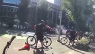 Haos u Sijetlu: Demonstranti bacali pirotehnička sredstva na policiju, nekoliko povređenih