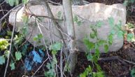 Detalji pronalaska rimskog spomenika: Nađen u šumarku u Grockoj, policija traga za kradljivcima