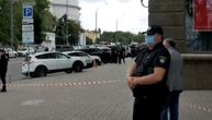 Muškarac preti da će razneti banku u Kijevu, pregovori u toku: Tvrdi da mu je ranac pun eksploziva