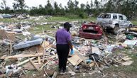 Uragan Isaja ostavio za sobom četiri žrtve i pustoš: Milioni kuća bez struje