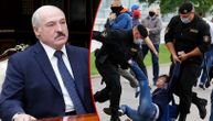 Protesti protiv Lukašenkove pobede: Sukob demonstranata i policije u Minsku, čula se i eksplozija