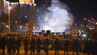 Haos na ulicama Minska 3. dan zaredom: Policija šok-bombama i gumenim mecima protiv demonstranata
