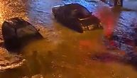 Oluja sinoć besnela nad Sjenicom: Glavna ulica pretvorena u reku, padao grad veličine lešnika