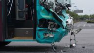 U sudaru autobusa i automobila u Zrenjaninu povređena jedna osoba