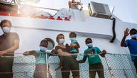Migrantkinja zaražena korona virusom porodila se u helikopteru u Italiji