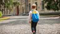 Iz škole u Beogradu traže saglasnost roditelja da se dete (8) samo vraća kući: Bezbedno ili opasno?