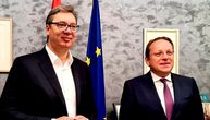 "Dobar sastanak, hvala na podršci": Vučić razgovarao sa Varheljijem u Briselu