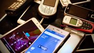 Šta će nam "klasični" mobilni u eri pametnih telefona: Kome još treba "cigla" kao Nokia 5110?