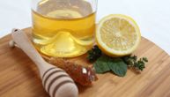 Čelična odbrana od virusa i bakterija: Recept za narodni melem od nane i meda za zdrava pluća