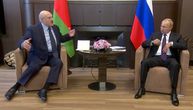 Snimak Putina i Lukašenka o kom bruji svet: Ne treba prevodilac, govor tela sve govori