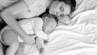 Maloletna majka iz Vršca zatekla mrtvu bebu u krevetu: Spavale su zajedno, a onda se desio košmar