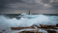 U Hrvatskoj duva najjači vetar u poslednjih nekoliko godina: Orkanski jugo prekinuo trajektne linije