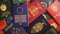 Na svetu postoji samo 4 boje pasoša: Crveni su najčešći, a zeleni imaju posebni simbol