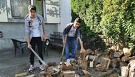 Heroji dana: Dečaci u Čačku objavili oglas da cepaju drva, idu u nabavku, pomažu u kući za džeparac