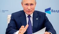 Konačno se oglasio Kremlj: Saopšteno zašto Putin i dalje nije čestitao Bajdenu
