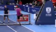 Skandal Hačanova na turniru: "Poludeo" na odluku sudije, šutirao mrežu, udarao mu stolicu