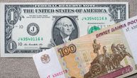 Oštar pad rublje prema dolaru i evru na berzi u Moskvi
