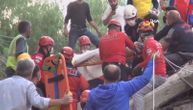 Jezive scene posle zemljotresa u Izmiru: Vatrogasci i Hitna pomoć izvlače preživele iz ruševina