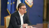 Vučić: Zatvaranja od 6 do 6 samo mogu više da nam štete, prve doze vakcina do kraja decembra