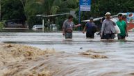 Snažan uragan Jota odneo više od 30 života, strahuje se da će biti još žrtava: Sela poplavljena