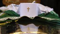 Danas sahrana patrijarha Irineja: Sveštenici nad odrom čitaju jevanđelja, liturgija počinje u 9