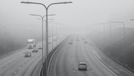 Vozači, oprez zbog magle: Smanjena vidljivost na auto-putevima E-75 i E-70