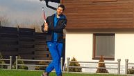 Novakov čas tenisa pored Drine, na košarkaškom terenu: Isplivale hit fotke iz Đokovićevog smeštaja