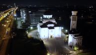 Pogledajte kako osvetljena svetinja izgleda iz vazduha: Obasjala pola Novog Beograda