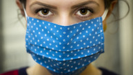Da li će nas pamučne maske dobro štititi od novog, zaraznijeg soja korona virusa?