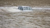 Za ocem i sinom u poplavama tragali 16 sati: Bujica im odnela vozilo, samo devojčica uspela da se spasi