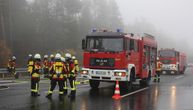 Izbio požar u zaleđu Vodica: Gore borove šume, vatru gasi 60 vatrogasaca