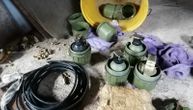 Uhapšen sa arsenalom oružja u kući u Kragujevcu: Držao karabin, bombe, a ukućanin krio marihuanu