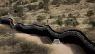 SAD pokušale blokadu granice sa Meksikom: Sprečavaju izbeglice iz Haitija da uđu, vraćaju ih avionom