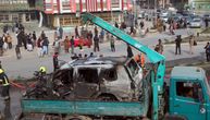 Najmanje 27 poginulih i 60 povređenih u Avganistanu kada je automobil bomba odleteo u vazduh