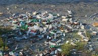 Na obalama Save kod Šapca stvorena deponija od otpada koji je nanela reka: Zatečeni i tragovi motornog ulja