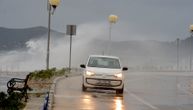 Meteoalarm na snazi za celu Jadransku obalu: Olujni vetar otežava saobraćaj