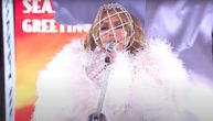 Dženifer Lopez se rasplakala tokom koncerta u srcu Njujorka: "Izgubili smo previše. Previše..."