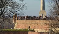 Nesreća na Kalemegdanu: Muškarac pao sa zidina sa 17 metara visine, preminuo na licu mesta