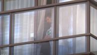 Paparaci snimili Novaka u karantinu: Oduševiće vas šta radi dok je izolovan u hotelskoj sobi