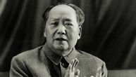 Ima 53% alkohola i ukus vatre: Kako je omiljeno luksuzno piće Mao Cedunga preplavilo Kinu
