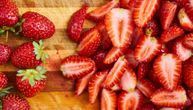 Vreme jagoda: 2 ključne stvari za razlikovanje zdravih, domaćih plodova od onih prskanih pesticidima