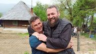 Najhumanija viber grupa u Srbiji: Osnovao je sveštenik, a za 5 godina nahranjeni su i obučeni mnogi