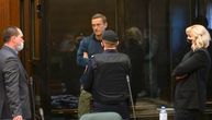 "Izvinite što se nisam javio, malo sam bio u komi": Navaljni isprozivao sudije iz kaveza