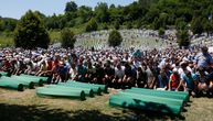 Vlada Federacije BiH proglasila 11. jul za Dan žalosti zbog Srebrenice