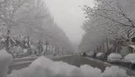 Sneg pravi haos i u Albaniji: Pojedina sela bez struje, saobraćaj otežan