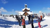 Otvorena ski sezona na Torniku: Na stazama ima 30 centimetara utabanog snega