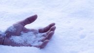 U snegu preko pola metra pronađeno beživotno telo muškarca (62): Tragedija u selu Gornja Ržana
