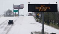 Teoretičari zavere tvrde da je Bajden "isekao" struju Teksasu tokom ledene oluje?
